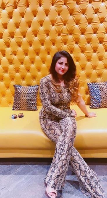  call girls service in Bannerghatta Road
